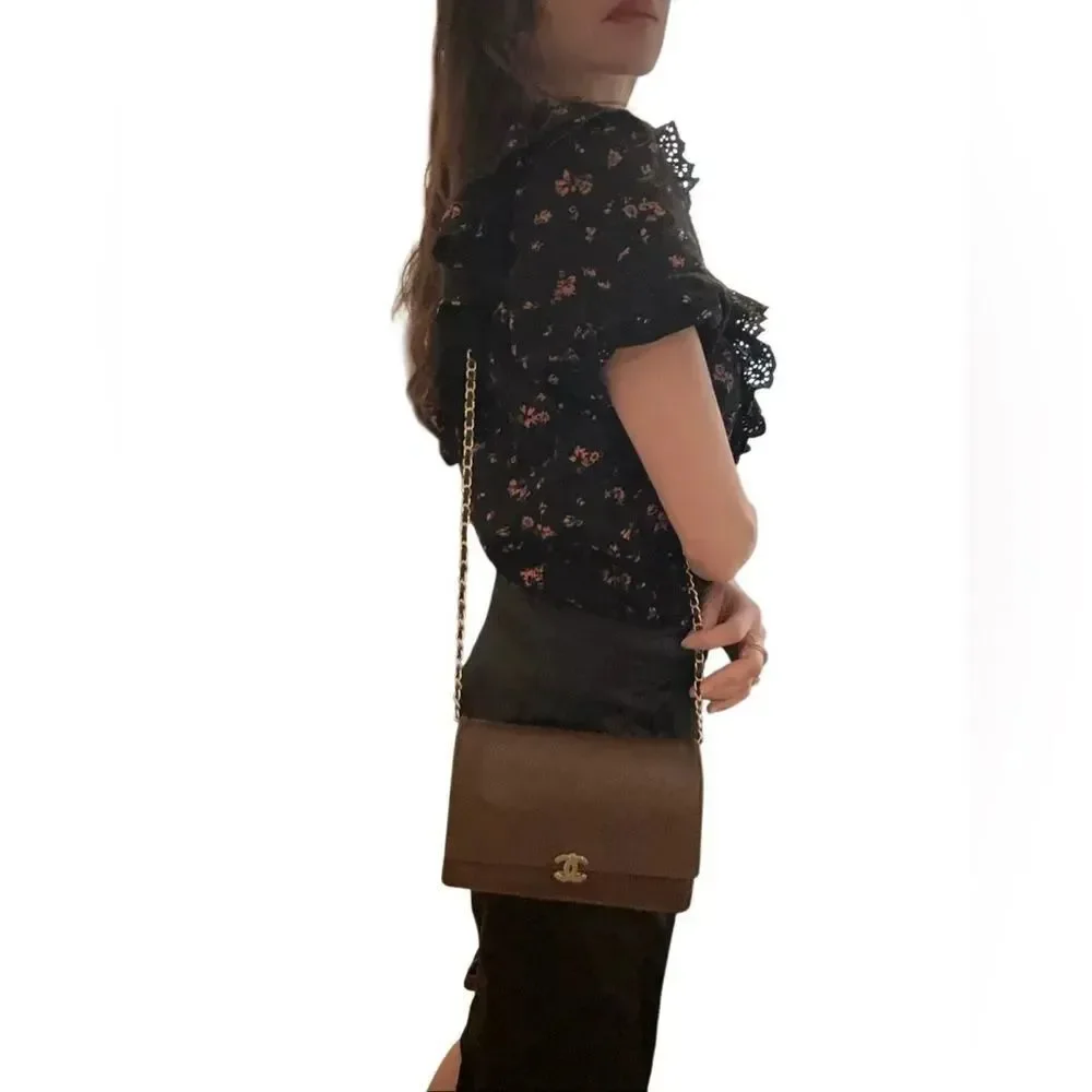 CHANEL sophisticated crossbody